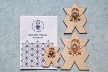 Load image into Gallery viewer, SASHIKO maler i tre - Asanoha