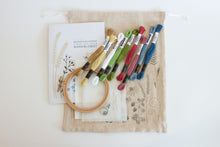 Last inn bildet i Galleri-visningsprogrammet, Materialpakke med opptak av webinar - Lær broderi med prosjektbag markblomst