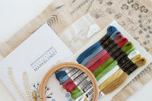 Last inn bildet i Galleri-visningsprogrammet, Materialpakke med opptak av webinar - Lær broderi med prosjektbag markblomst