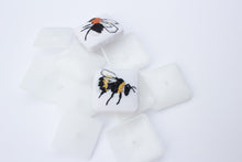 Load image into Gallery viewer, Knapper, overtrekkbare, plast, 2,5 cm x 2,5 cm, 5 stk