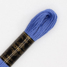 Last inn bildet i Galleri-visningsprogrammet, ForhÄndssalg: Moulinégarn, broderitrÄd, Olympus fargenr 301-488 (blÄ)