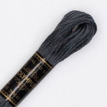 Last inn bildet i Galleri-visningsprogrammet, ForhÄndssalg: Moulinégarn, broderitrÄd, Olympus fargenr 301-488 (blÄ)