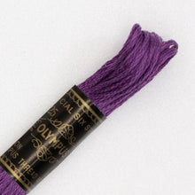 Last inn bildet i Galleri-visningsprogrammet, ForhÄndssalg: Moulinégarn, broderitrÄd, Olympus fargenr 600-676 (lilla)