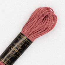 Last inn bildet i Galleri-visningsprogrammet, Forhåndssalg: Moulinégarn, broderitråd, Olympus fargenr 1041-1908 (rosa / rød)