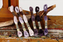 Load image into Gallery viewer, Broderitråd, ensfarget, DMC, Farge 01 - 169