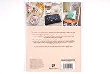 Last inn bildet i Galleri-visningsprogrammet, Bok, Hand Stitched Flower Garden, Yuki Sugashima, engelsk