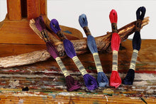 Load image into Gallery viewer, BroderitrÄd, ensfarget, DMC, Farge 208 - 445