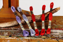Load image into Gallery viewer, BroderitrÄd, ensfarget, DMC, Farge 208 - 445