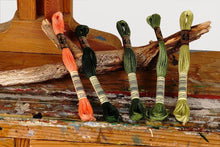 Last inn bildet i Galleri-visningsprogrammet, BroderitrÄd, ensfarget, DMC, Farge 954 - 3685