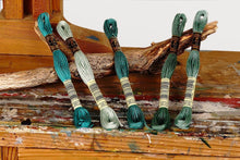 Last inn bildet i Galleri-visningsprogrammet, BroderitrÄd, ensfarget, DMC, Farge 3807-3866