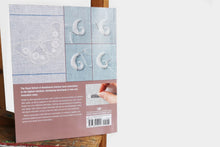 Last inn bildet i Galleri-visningsprogrammet, Bok, RSN Essential stitch guides WHITEWORK, Lizzy Lansberry (engelsk)