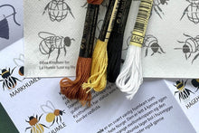 Last inn bildet i Galleri-visningsprogrammet, Broderisett: Humler, med La Humla Suse