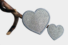 Last inn bildet i Galleri-visningsprogrammet, Strykemerker, Hjerte, sølv