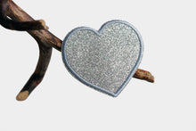 Last inn bildet i Galleri-visningsprogrammet, Strykemerker, Hjerte, sølv