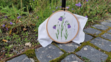 Last inn bildet i Galleri-visningsprogrammet, Broderisett: Blåklokke
