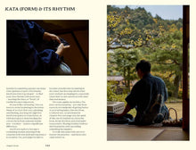 Last inn bildet i Galleri-visningsprogrammet, Forhåndssalg: Bok, Sashiko: The Untold Story: The History, Technique and Philosophy Behind Japanese Hand-stitching, av Atsushi Futatsuya (engelsk)
