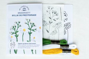 Broderisett: Ryllik og Prestekrage