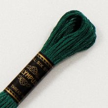 Last inn bildet i Galleri-visningsprogrammet, Forhåndssalg:  Moulinégarn, broderitråd, Olympus fargenr 200-2502 (grønne)
