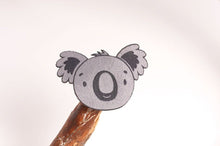 Last inn bildet i Galleri-visningsprogrammet, Strykemerker, Grå dyrehoder, elefant, koala, sau, 6 x 5 cm
