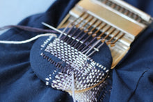 Load image into Gallery viewer, Speedweve-inspirert stoppeapparat, stoppevev, minivev, darning loom, plastdisk
